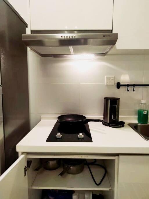 H2O Retreat Studio Home 5Min To Lrt By Premium Stay Petaling Jaya Luaran gambar
